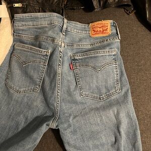 Levi’s High Rise Bootcut faded.   Size 28